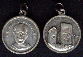 Religious Saint Holy Medal : Silver Colored: St. Luke OX medal